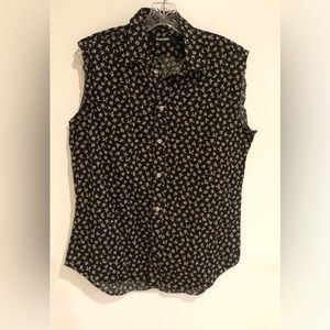 Blackbird sleeveless button down floral shirt